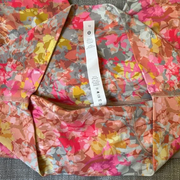 NWOT Lululemon Align High-Rise 28” Inflorescence Multi Floral Leggings size 10 - Picture 7 of 10